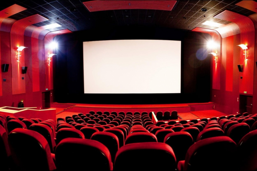 Sondaż: Polacy boją się iść do kina