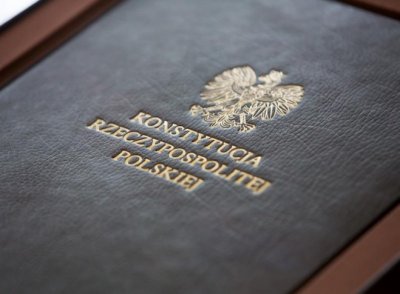 Jeśli już zmieniać konstytucję, to trzeba wzmocnić prezydenta