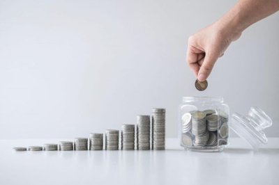 Polacy oszczędzają jak nigdy wcześniej – co się zmieniło?