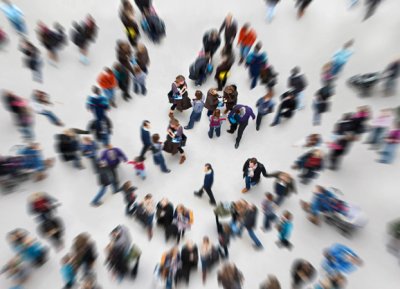 Sondaż: Co trzeci Polak (35%) zalicza siebie do klasy średniej